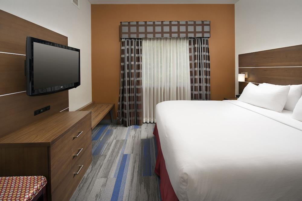 Holiday Inn Express & Suites Charlottesville - Ruckersville, An Ihg Hotel Экстерьер фото