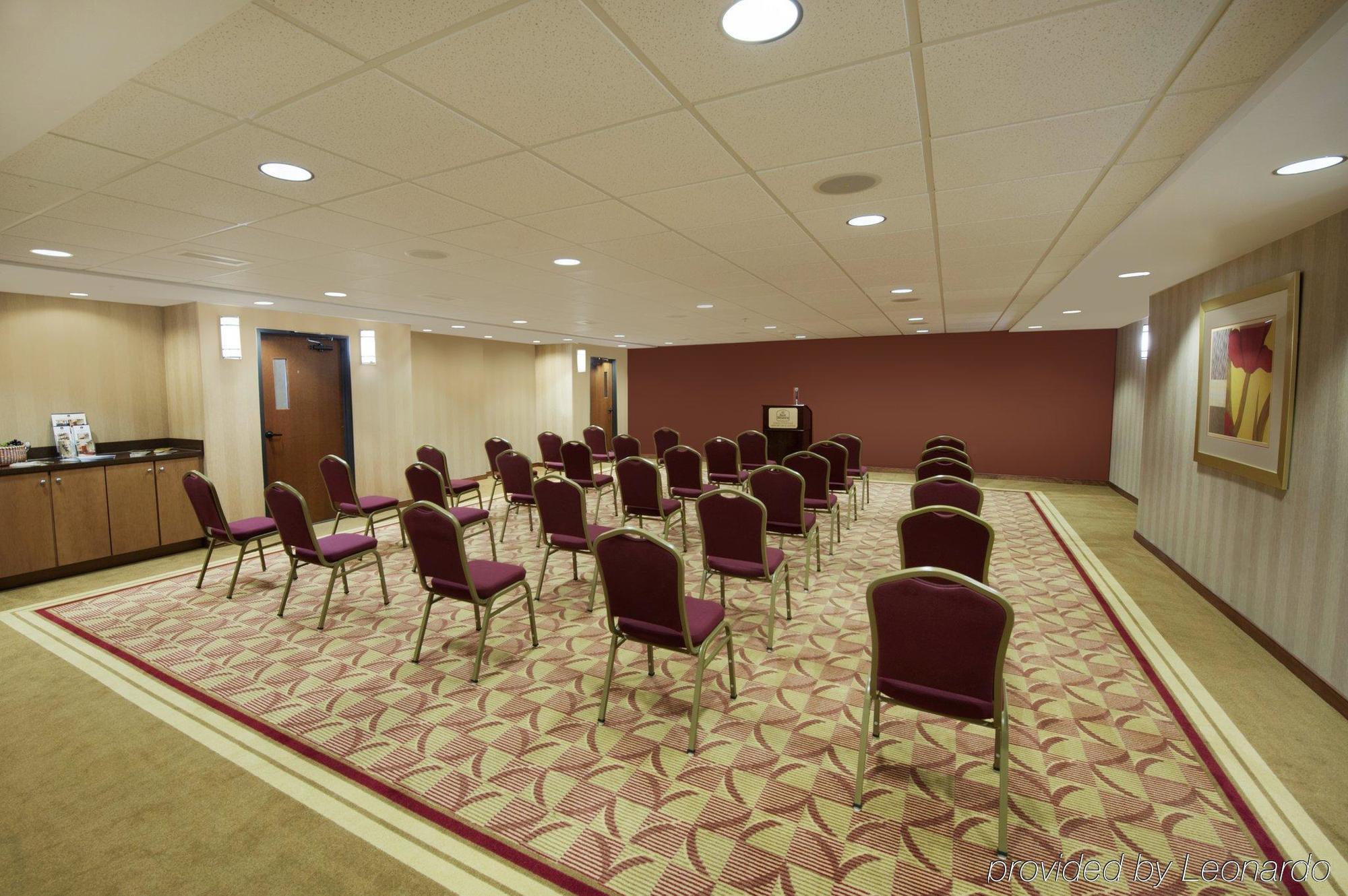 Holiday Inn Express & Suites Charlottesville - Ruckersville, An Ihg Hotel Экстерьер фото